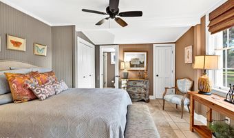 134 Keller St, Bay St. Louis, MS 39520