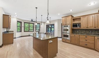 45 Burnette Dr, Antioch, IL 60002