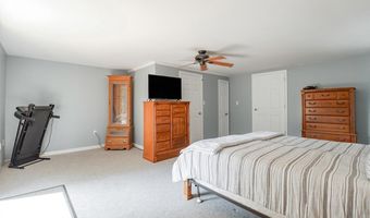 10 Belmont Dr, Barnstead, NH 03225