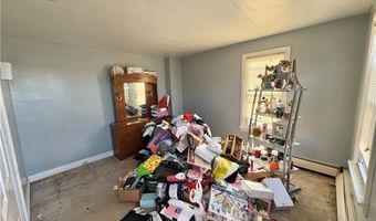 122 W Front St, Alburtis, PA 18011
