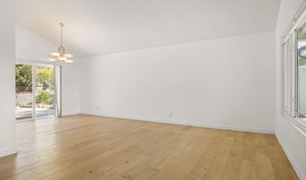 2325 Parkway Dr, Camarillo, CA 93010