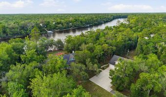 6120 NW 55th St, Bell, FL 32619