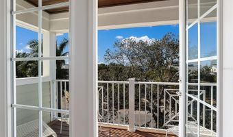 113 MAPLE Ave, Anna Maria, FL 34216