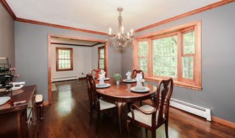 36 Old Farm Rd, Bedford, NH 03110