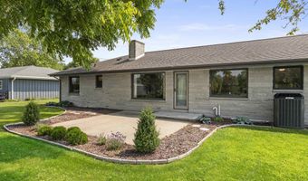 325 W GREENFIELD Ave, Algoma, WI 54201