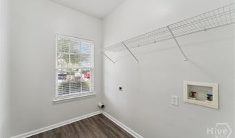 77 Stonelake Cir, Savannah, GA 31419