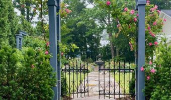 58 Church St, Belfast, ME 04915