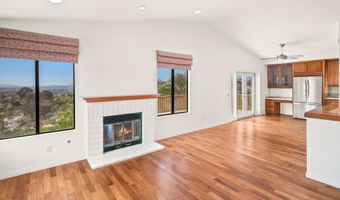 2033 FIESTA Gln, Escondido, CA 92027