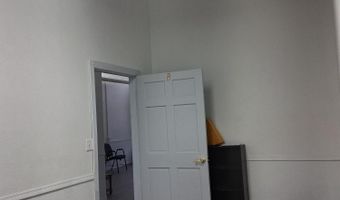 112 N Madison Ave, Aurora, MO 65605