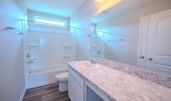 319 Honeysuckle St, Ashville, OH 43103