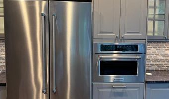 7702 TRAMMELL Rd, Annandale, VA 22003