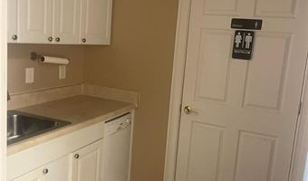 5445 McGinnis Village Pl 102, Alpharetta, GA 30005
