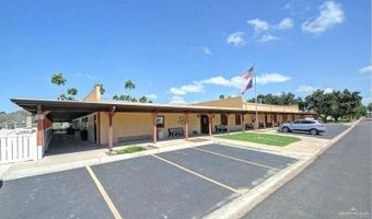 912 Palm Dr, Alamo, TX 78516
