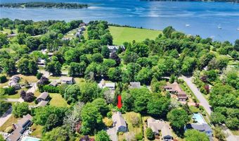 23 Fesser Ave, Bristol, RI 02809