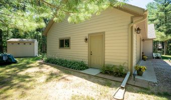 1809 S Badger Ln, Arkdale, WI 54613