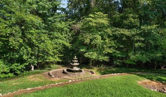 571 Buttrum Rd NE, Adairsville, GA 30103