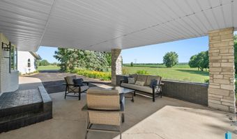 48156 268th St, Brandon, SD 57005