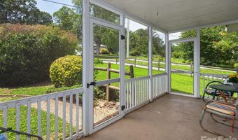 73 Fair Oaks Rd, Arden, NC 28704