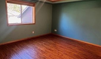 605 S Palmer Dr, Brandon, SD 57005