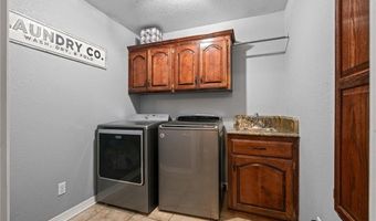 3910 Golf Course Dr, Alma, AR 72921