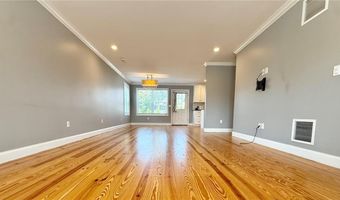 52 Bedlow Ave, Newport, RI 02840