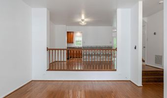 8207 CEDAR LANDING Ct, Alexandria, VA 22306