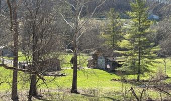 6033 Siemon Rd, Batesville, IN 47006