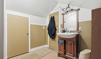 127 N Kinney, Angola, IN 46703