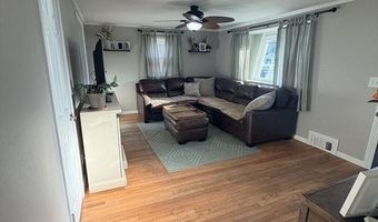 30 Vadnais St, Agawam, MA 01001
