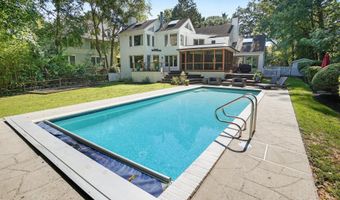 7105 WILSON Ln, Bethesda, MD 20817