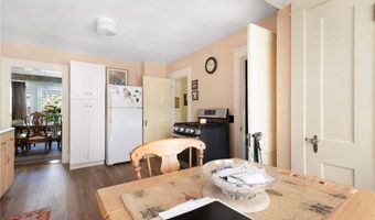 71 Philmont Ave, Cranston, RI 02910