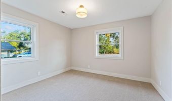 1201 NW 10th St, Bentonville, AR 72712