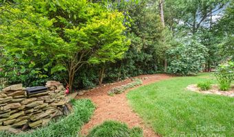 8600 Brownes Pond Ln, Charlotte, NC 28277