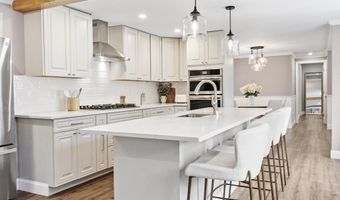 31 Manor Rd, Bolton, MA 01740