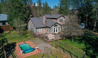 7888 Redthorne Rd, Rogue River, OR 97537