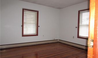 77 Seventh St, East Providence, RI 02914