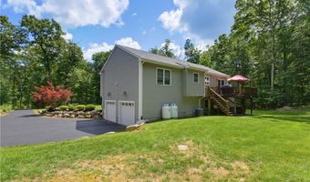 102 Bramble Bush Rd, Coventry, RI 02816