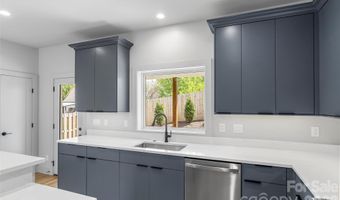34 Fern St, Asheville, NC 28803