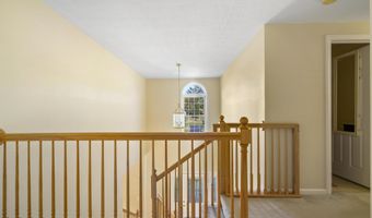16 Summit Rd, Bedford, NH 03110