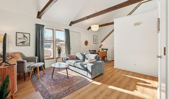 4000 4002 Ontario St, Ames, IA 50014