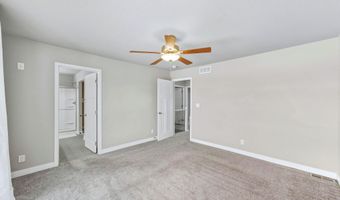 2812 NW Lois Ln, Ankeny, IA 50023