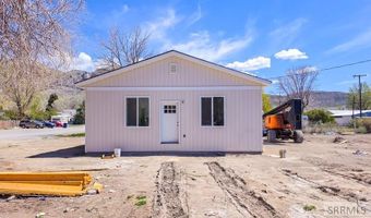 359 Challis Ave, Arco, ID 83213