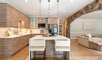 4208 Black Sycamore Dr, Charlotte, NC 28226