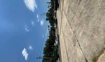 1851 Pass Rd, Biloxi, MS 39531