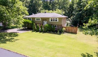 102 Andover Sparta Rd, Andover, NJ 07860