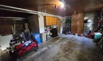 936 W Vine St, Albany, IN 47320