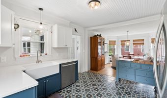 12 Cherry St, Bath, ME 04530