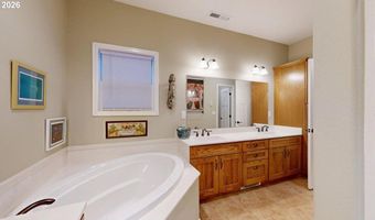 7200 VISTA RIDGE Dr, Brookings, OR 97415