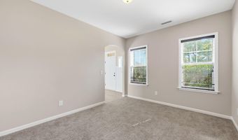 107 Walkabout Dr, Aberdeen, NC 28315