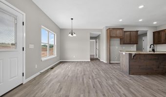 422 Beavertail Rd, Ash Grove, MO 65604